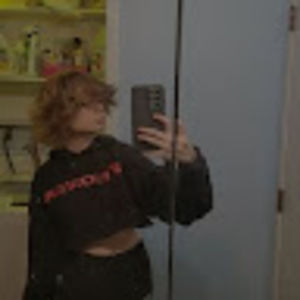 Meet your Posher, Lexi